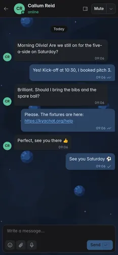 A chat in the Sapphire theme in dark mode